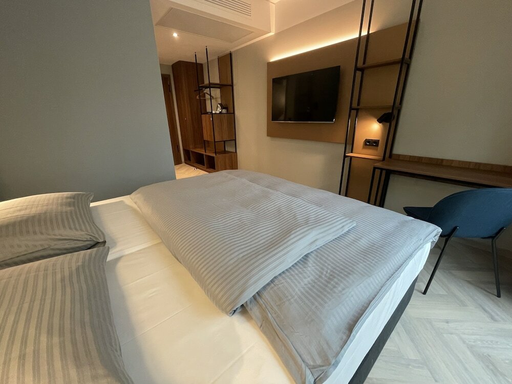 Фото Stadthotel Neumarkt Mitte