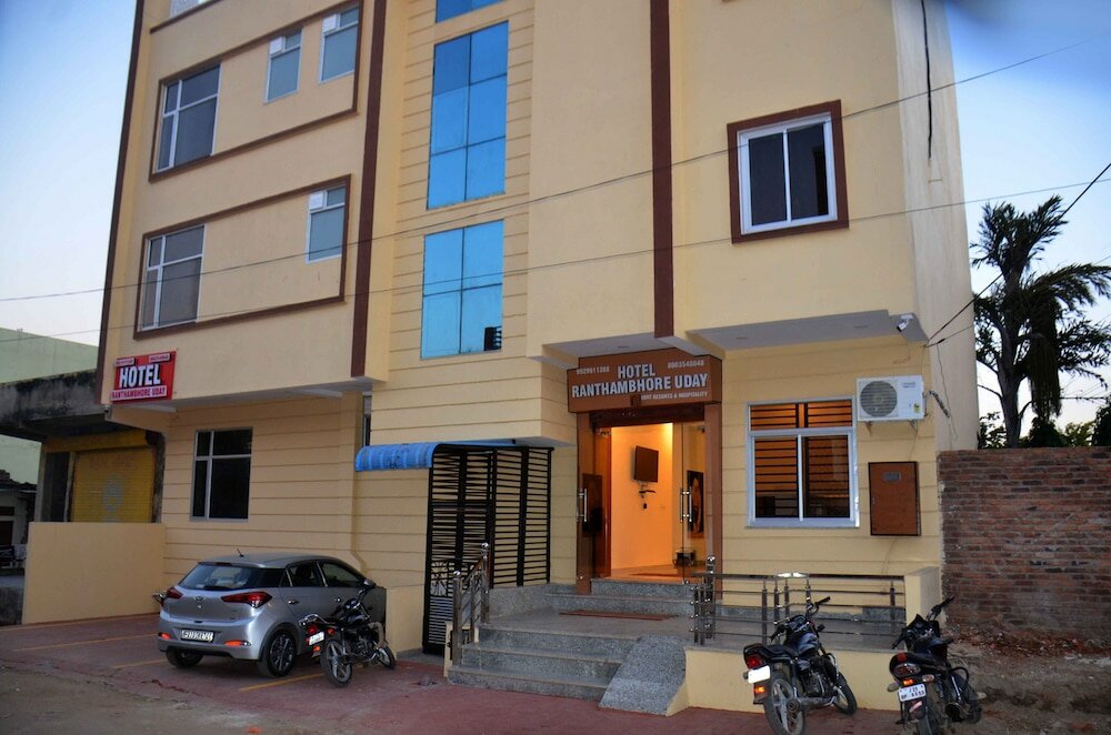 Фото отеля 1