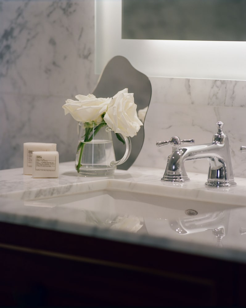 Фото Hôtel Swexan