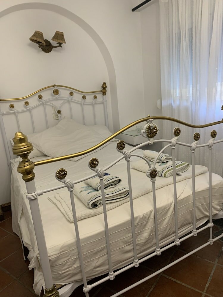 Фото Roditses Beach sea front Apartments