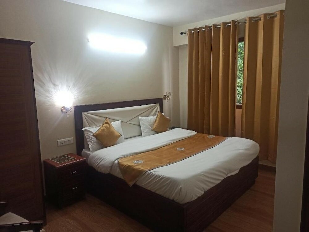 Фото Hotel Uphar