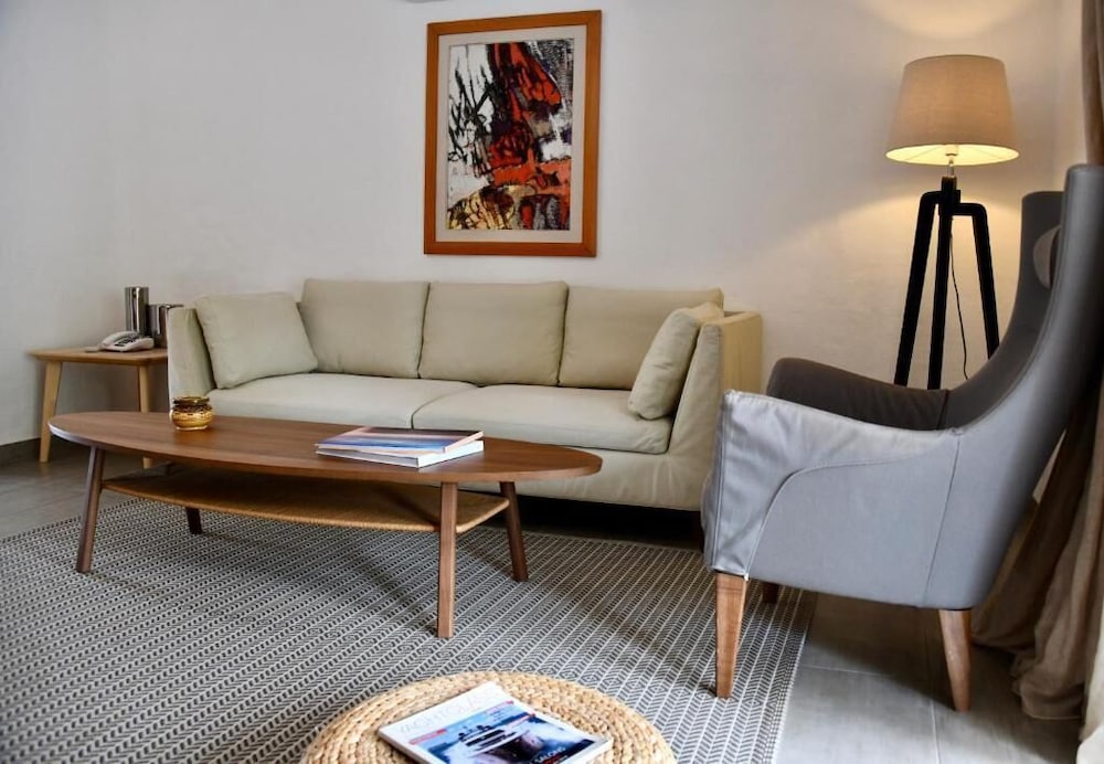 Фото Hotel Kabila