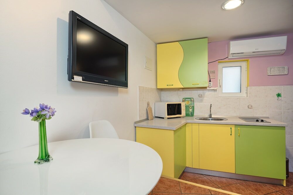 Фото Poetry House