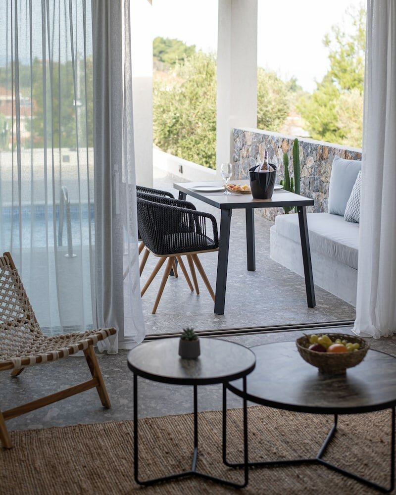 Фото Kaktus Suites Private Pool