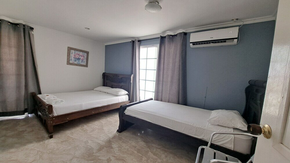 Фото Hotel Ocean Paradise