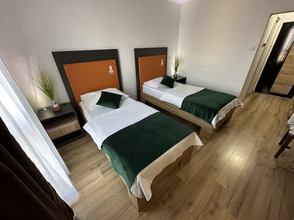 Фото Business Hotel Prijedor