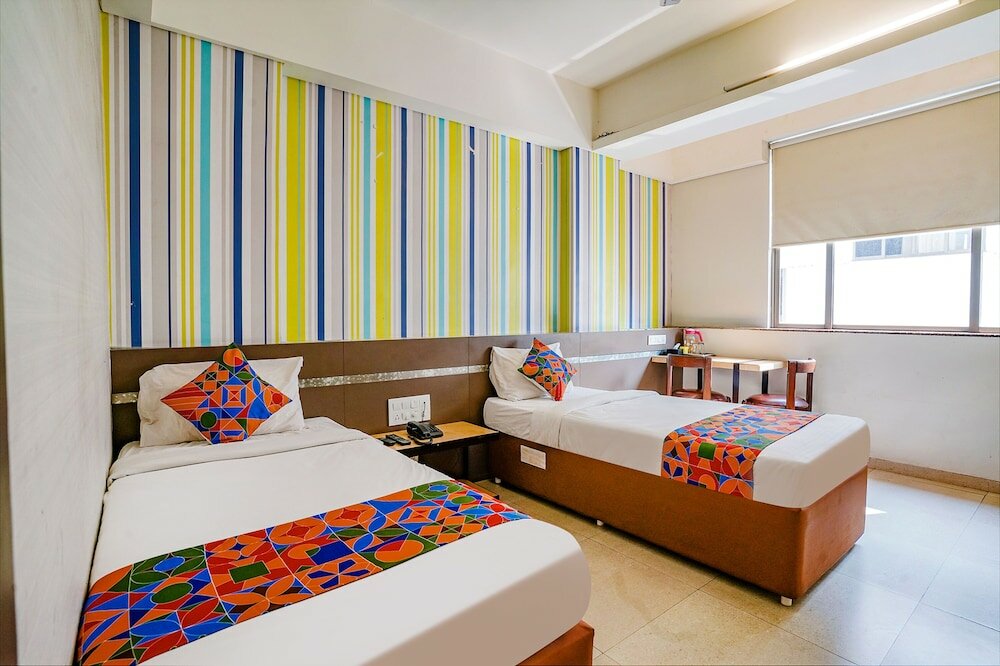 Фото отеля 2