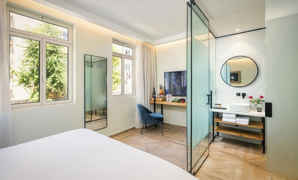 Фото Rephael House Hotel