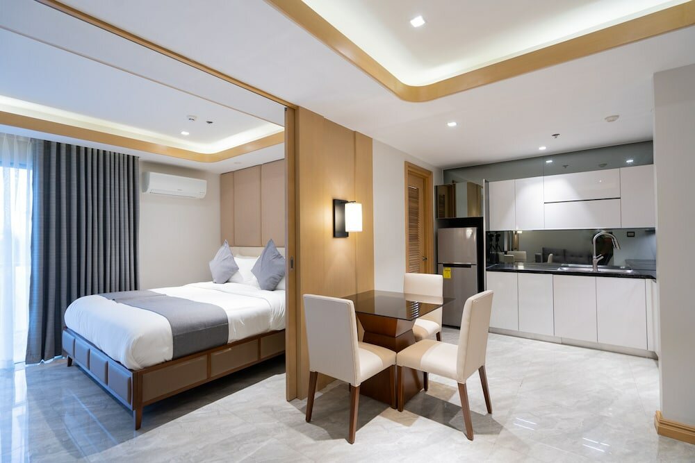 Фото One Euphoria Luxe Hotel