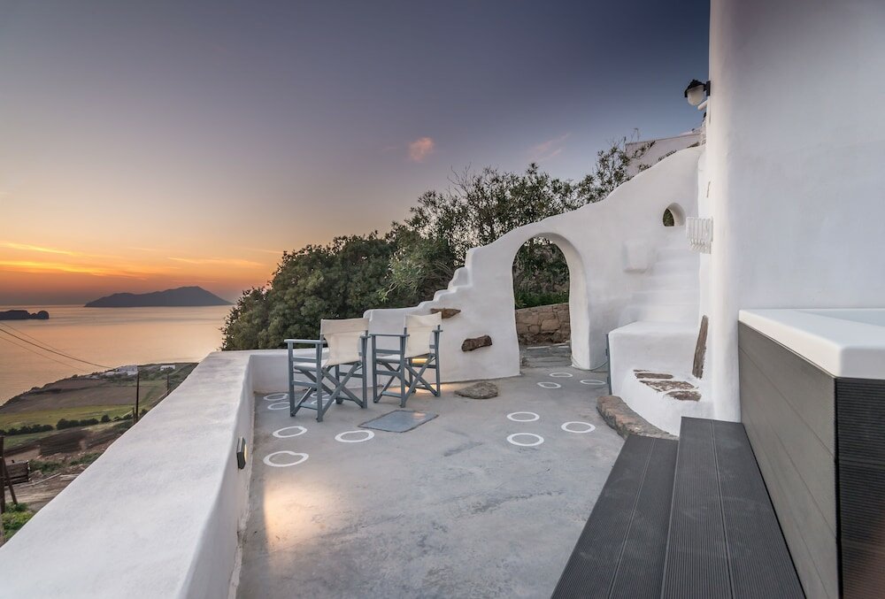 Фото Sunset Plaka