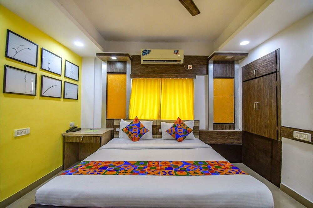 Фото Fabhotel Adri Hotels