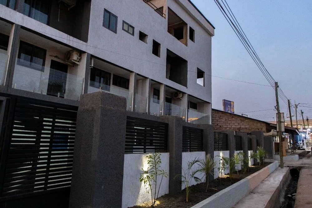 Фото 7 Brothers Apartments