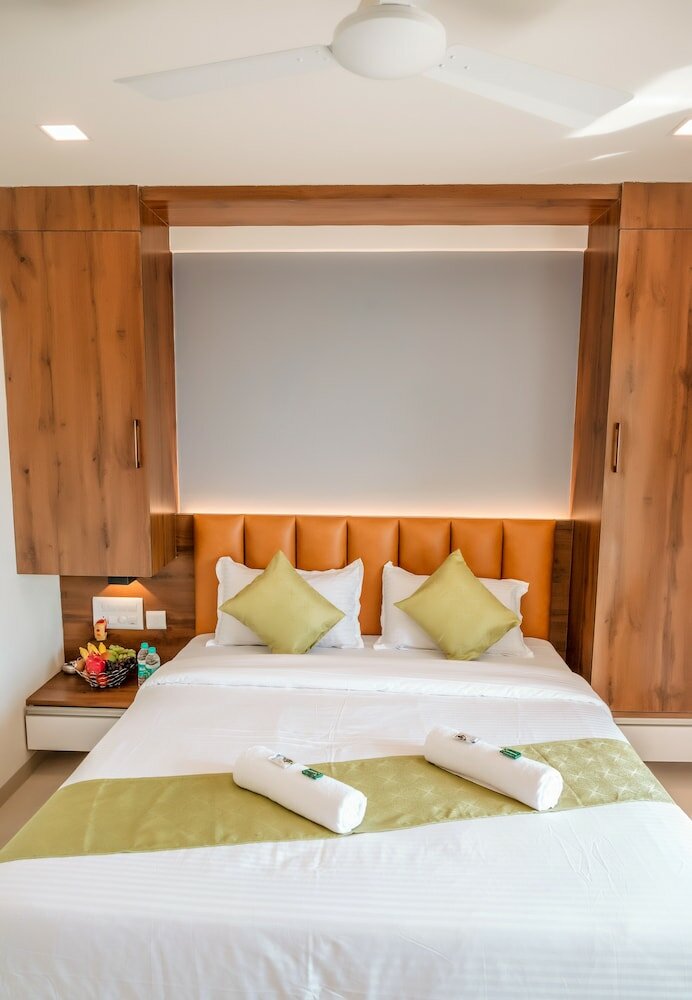 Фото Hotel Heraa International