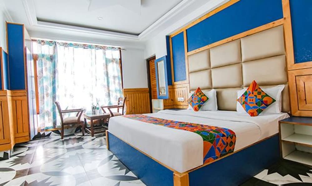 Фото Fabhotel Rosewood Inn I