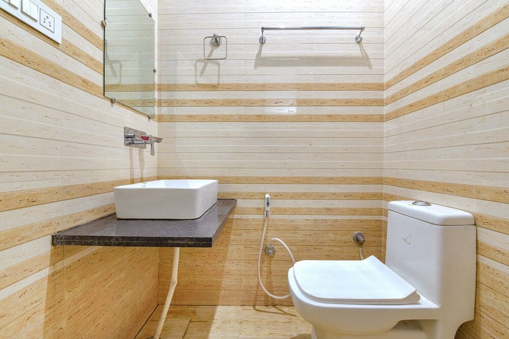 Фото Fabhotel The Lotus