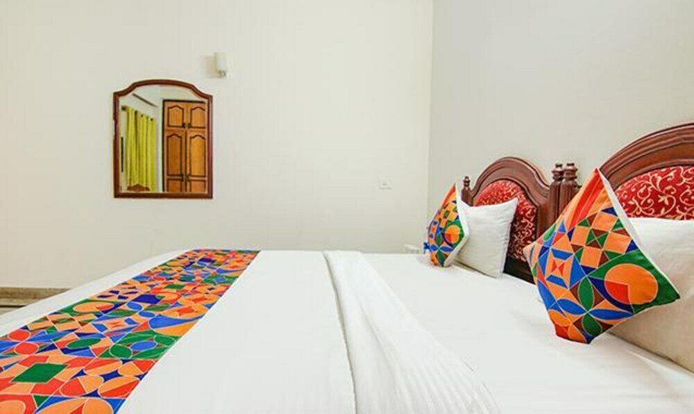 Фото Fabhotel Singh Suite