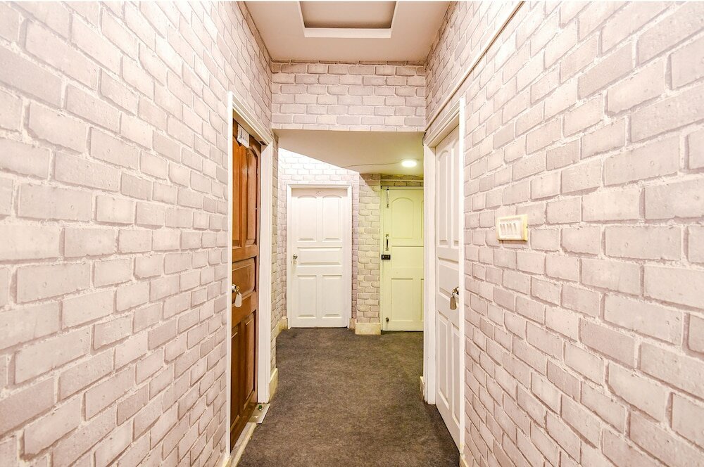 Фото Fabhotel Saltlake Regency