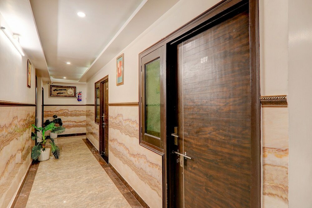 Фото Fabhotel The Villa