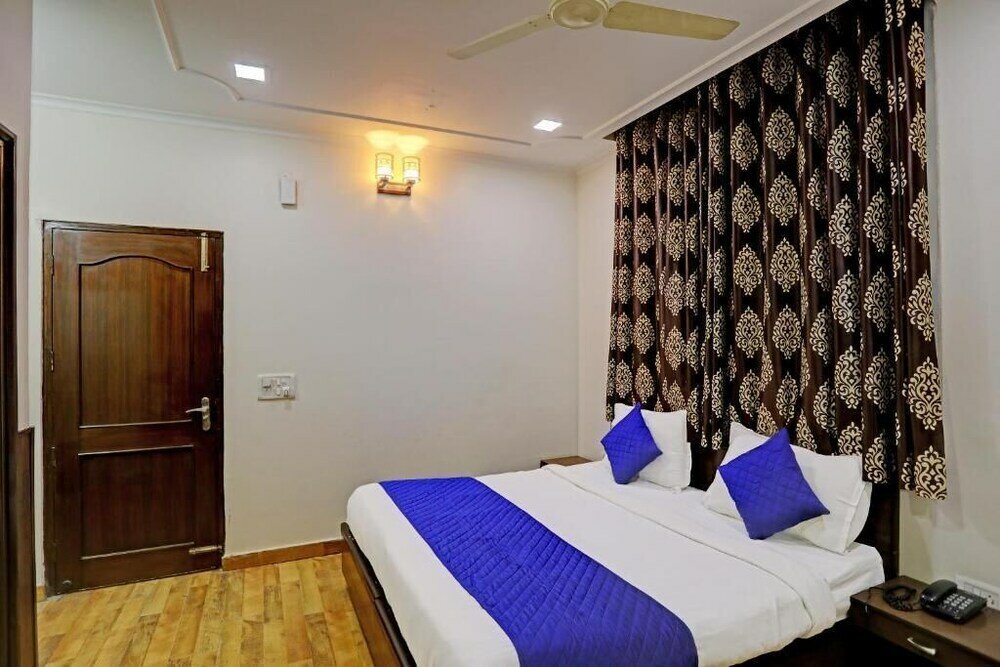 Фото Hotel Grand Tushar
