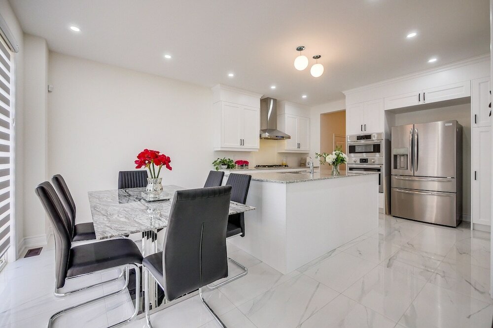 Фото Aaira Suites Luxury Villa