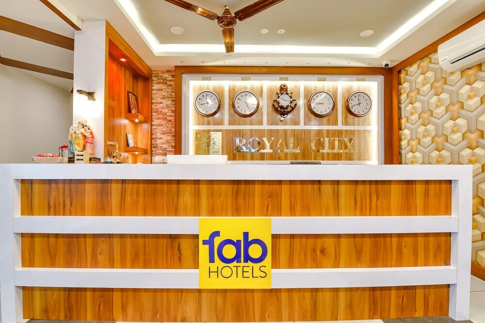 Фото Fabhotel Royal City