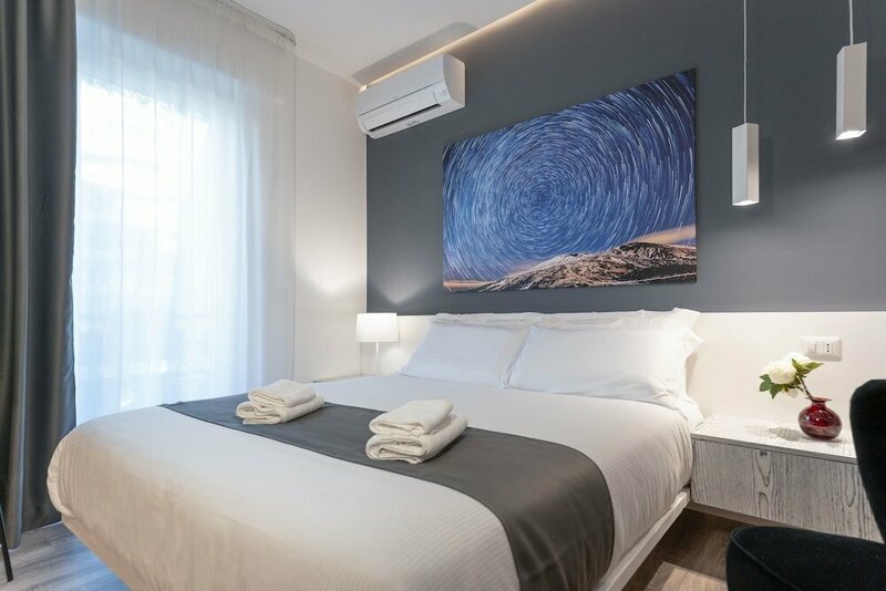 Гостиница 4Suite в Катании