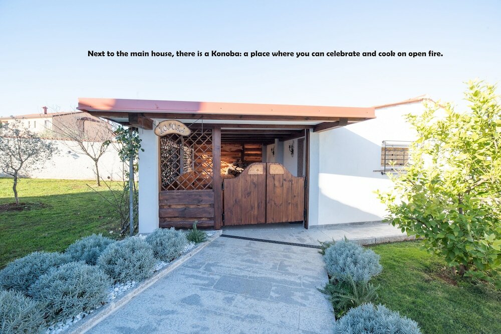 Фото Olive & Lavender villa with pool