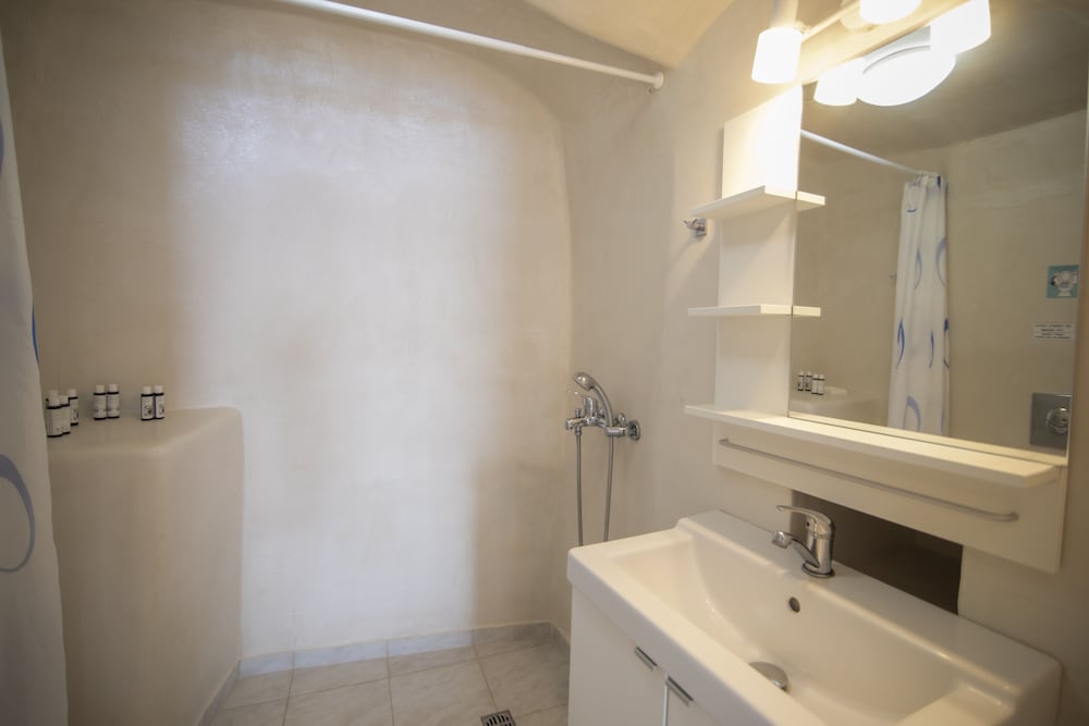 Фото Santorini Folia Bianca