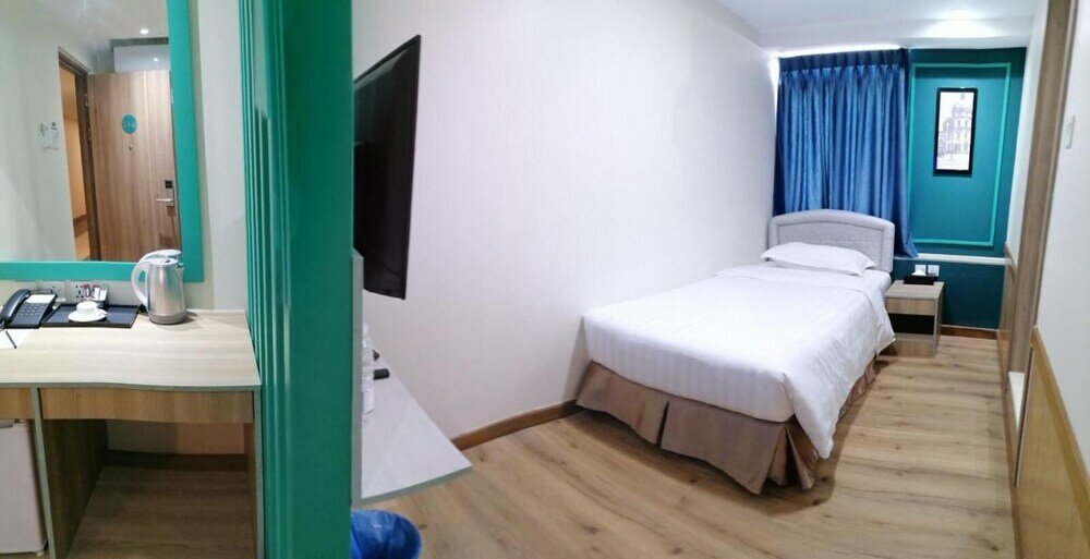 Фото Sanctuary Hotel Yangon