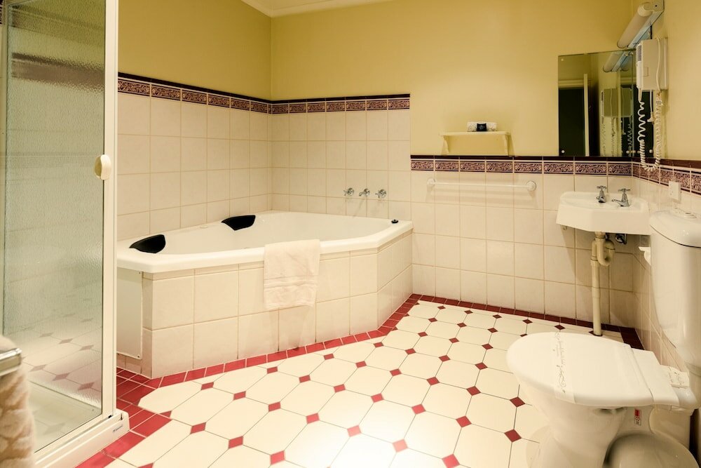 Фото Castlemaine Colonial Motel