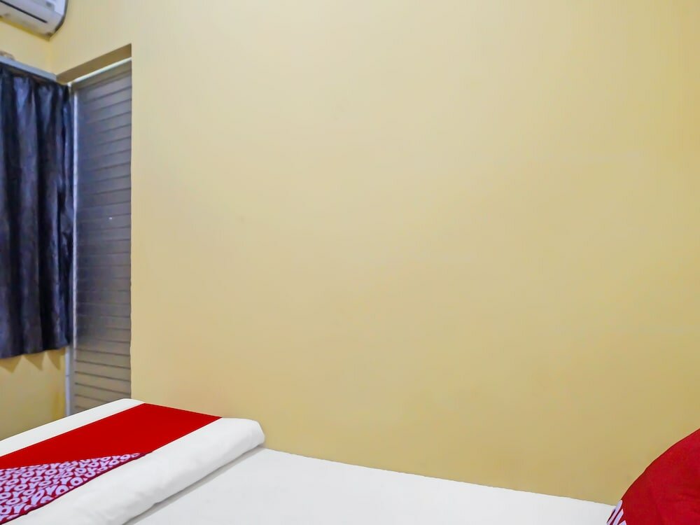 Фото Oyo 990 Stadion Residence Syariah