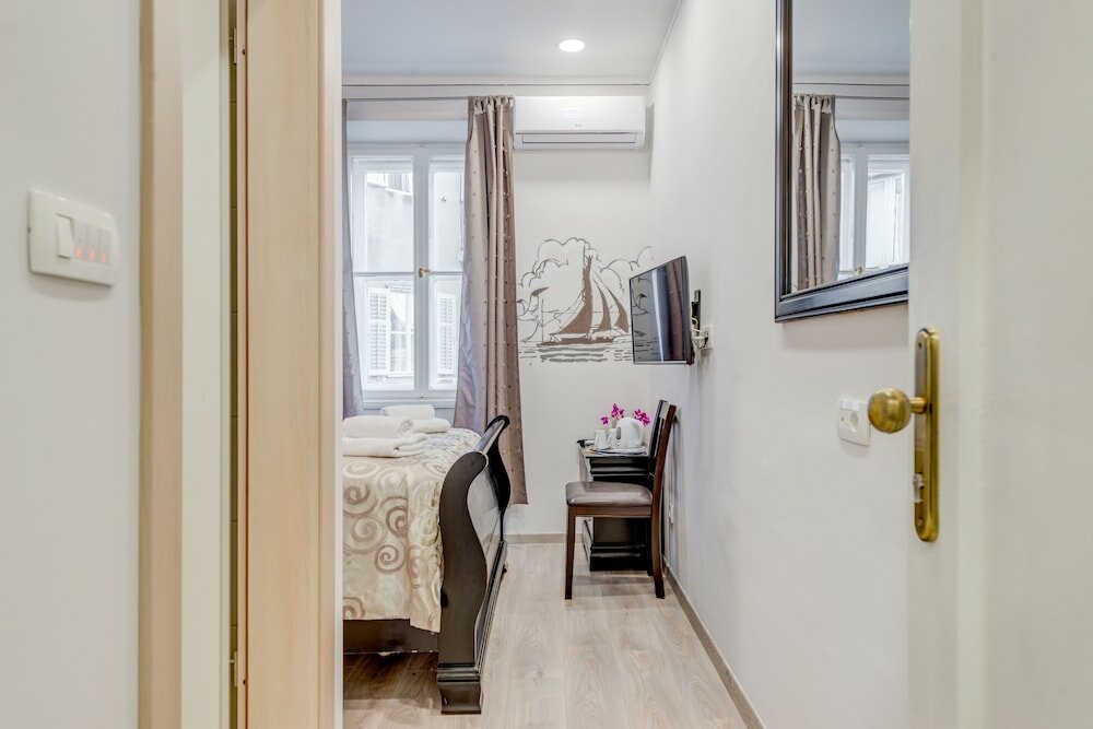 Фото Metropole Luxury Rooms