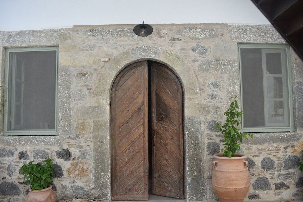 Фото Latmos 1860