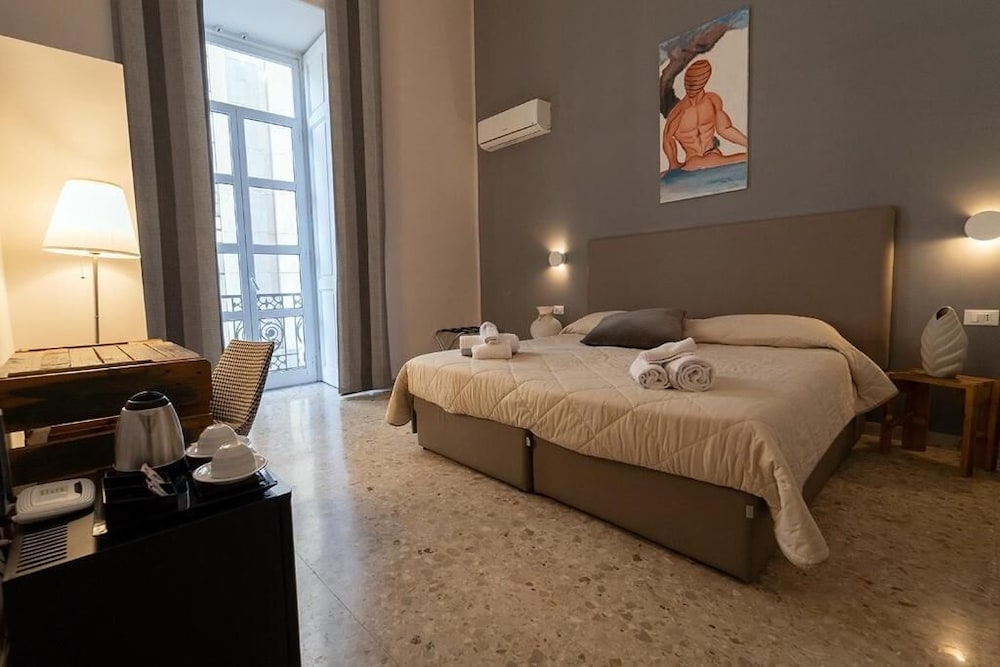 Фото P. C. Boutique H. Loggia