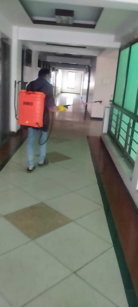 Фото Lals Plaza Hotel