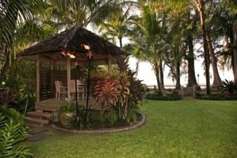 Гостиница Hale Maluhia Hanalei 1 Bedroom Home by Redawning