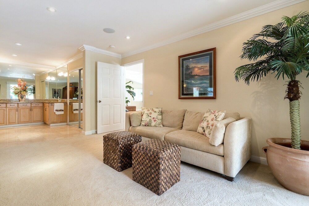 Фото Kailua Beachside 4 Bedroom Home by Redawning