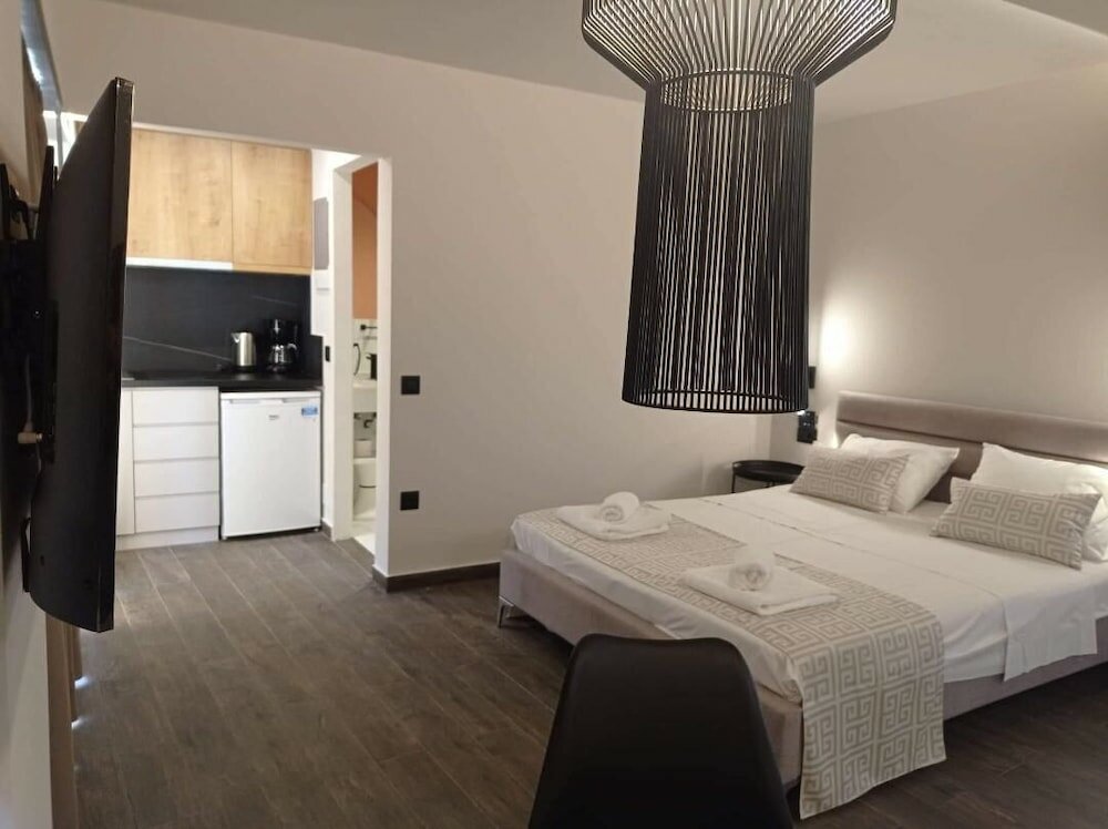 Фото Elina Hotel Apartments