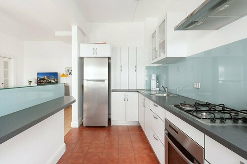 Гостиница Salty's 2 Bedroom Beach Home в Сиднее