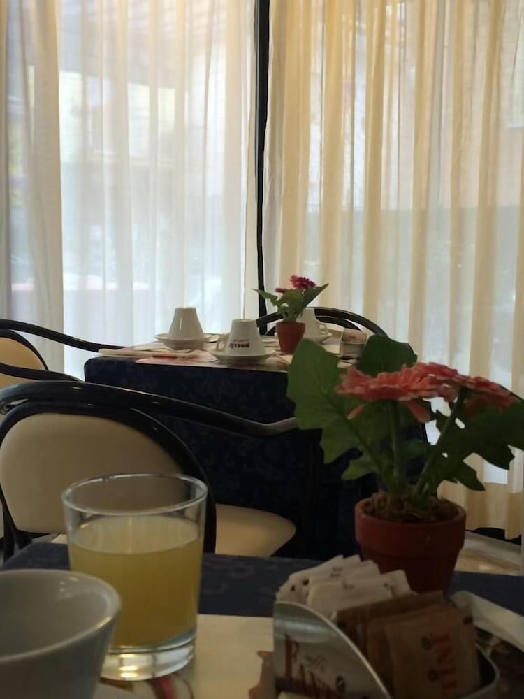 Фото Hotel Orlov