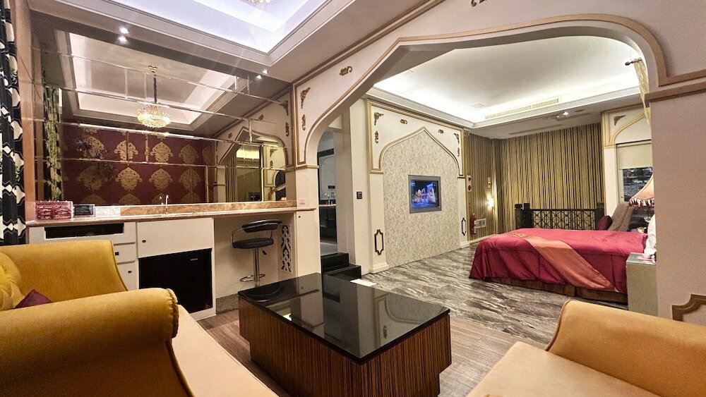 Фото Shining Motel