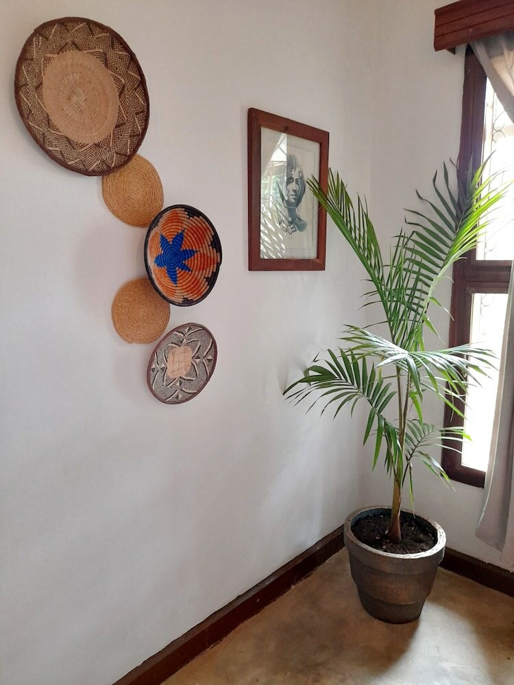 Фото Utamaduni House