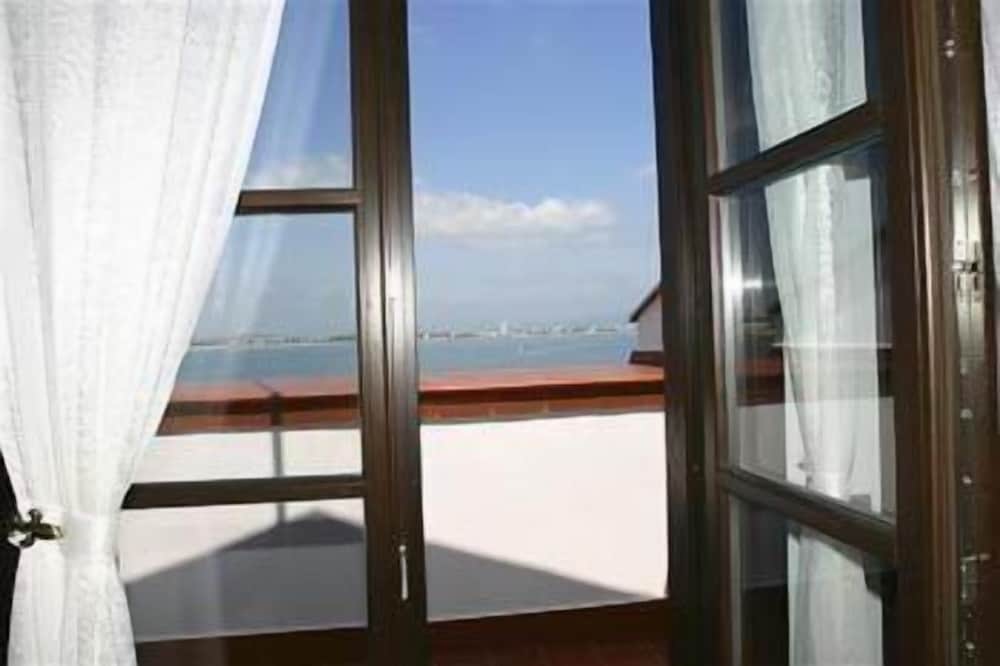 Фото Trinity Sea Residence