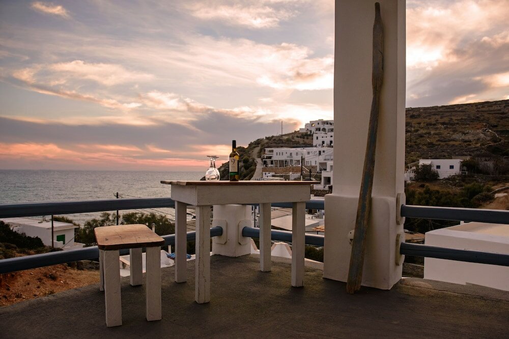 Фото Perigiali Rooms & Apartments Folegandros
