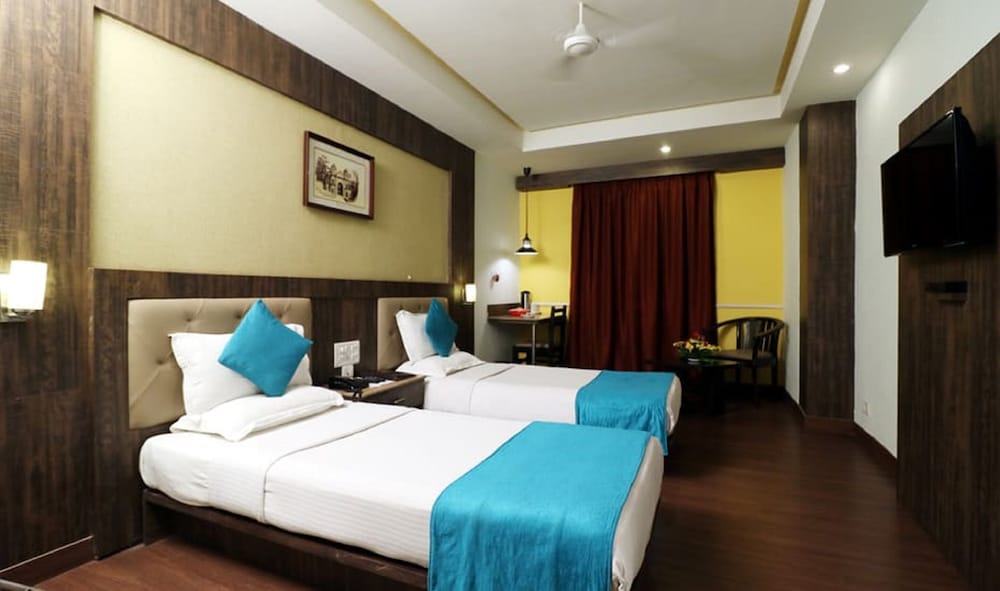 Фото Hotel Myriad