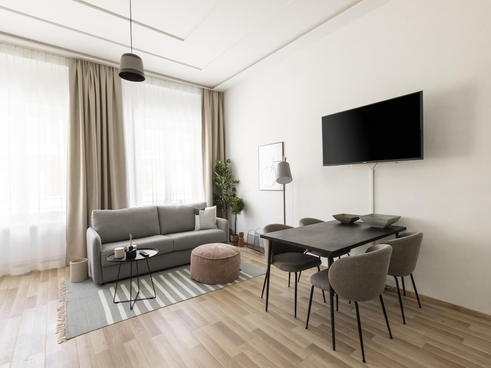 Фото Limehome Villach Hauptplatz