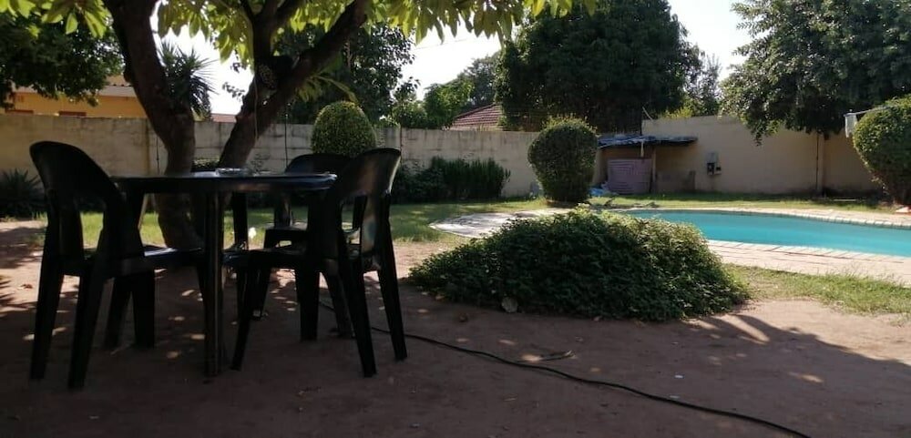 Фото Emperor's Inn