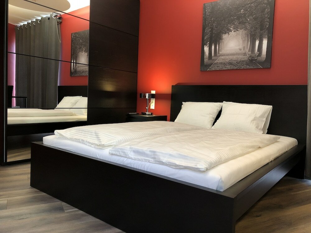 Фото Semiramis Business Hotel