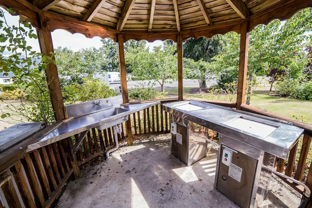 Фото Te Anau Lakeview Kiwi Holiday Park & Motels