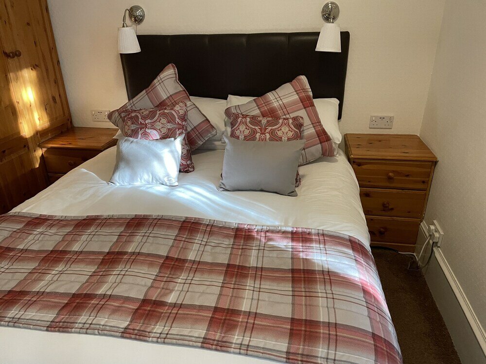 Фото Royston Guest House